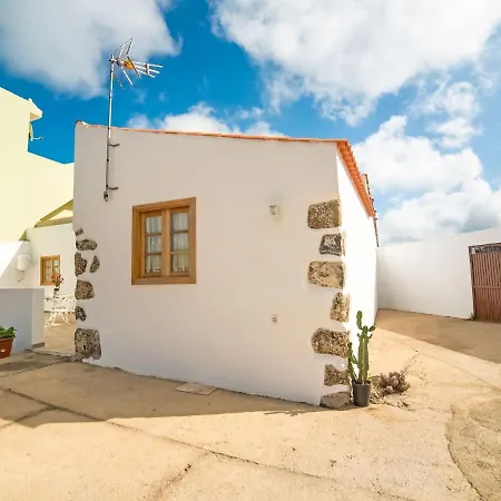 Dom wakacyjny Comfy Holiday In Genoves With Balcony San Pedro de Daute