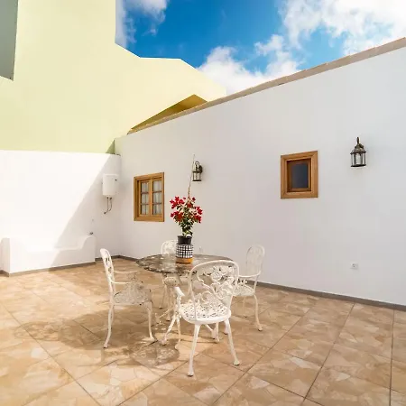 Comfy Holiday In Genoves With Balcony San Pedro de Daute